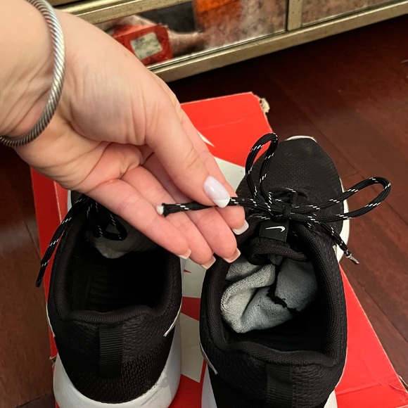 W Nike Roshe One - Picture 3 of 4